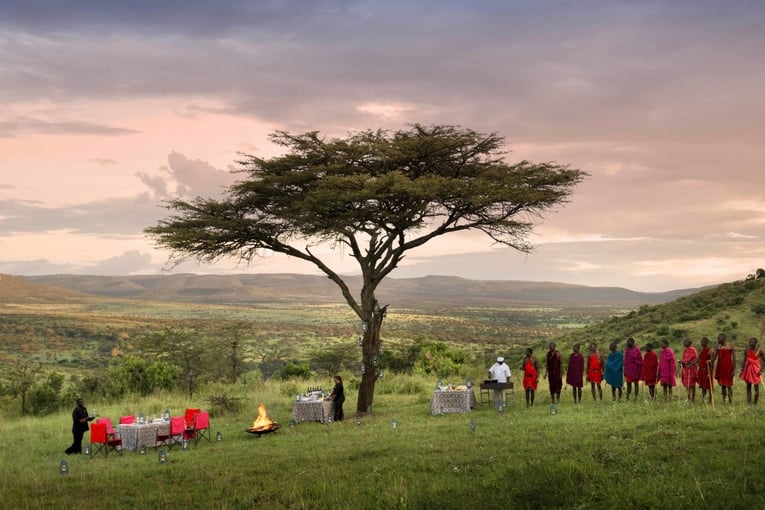 &Beyond Kleins Camp Kleins-camp-serengeti-bush-dining