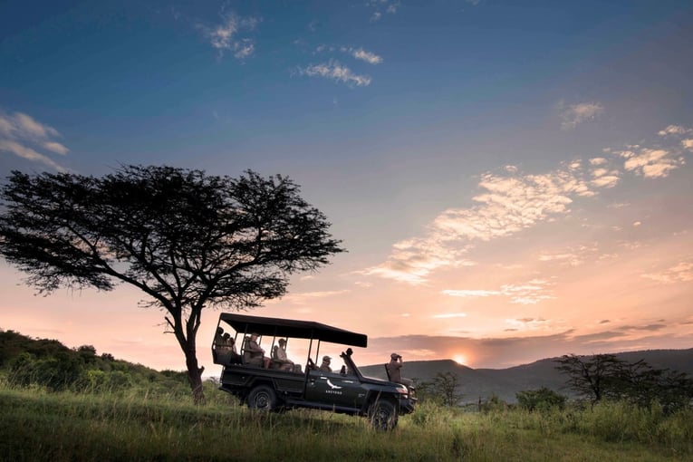 &Beyond Kleins Camp Kleins-camp-serengeti-game-drive