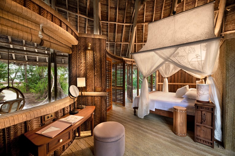 &Beyond Mnemba Island, Tanzanie – Zanzibar | Exclusive Tours Zanzibar-Mnemba-Island-banda-bedroom _1_