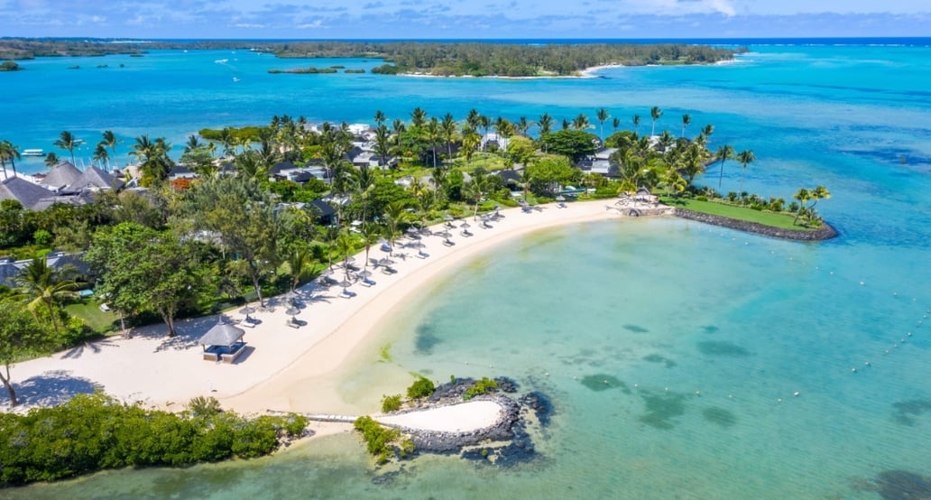 1 Four Seasons Resort Mauritius at Anahita, Mauricius – Beau Champ | Exclusive Tours