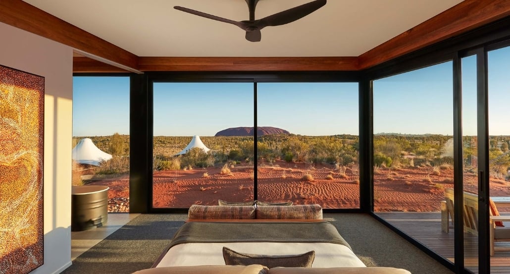 pokoj a výhled ven, Uluru