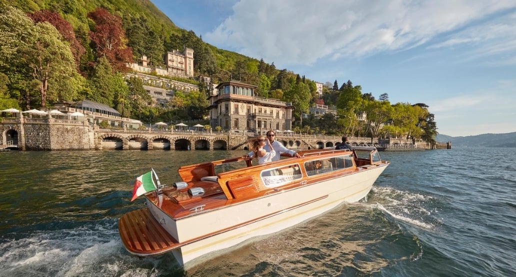 Lago di Como, hotel, loď