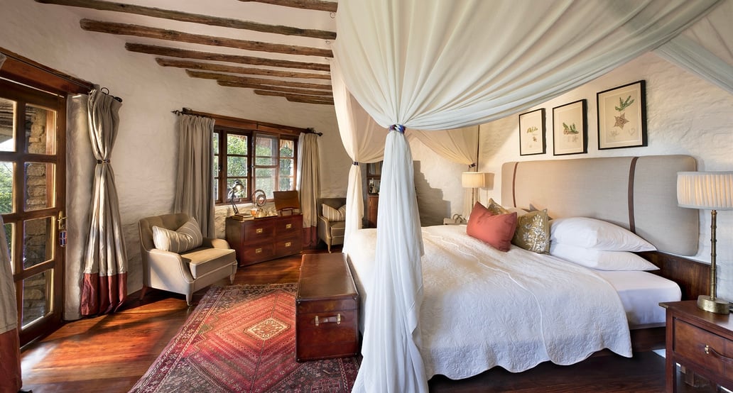 1032x554 &Beyond Kleins Camp Cottage-interior-andBeyond-Kleins-Camp-Serengeti-Tanzania