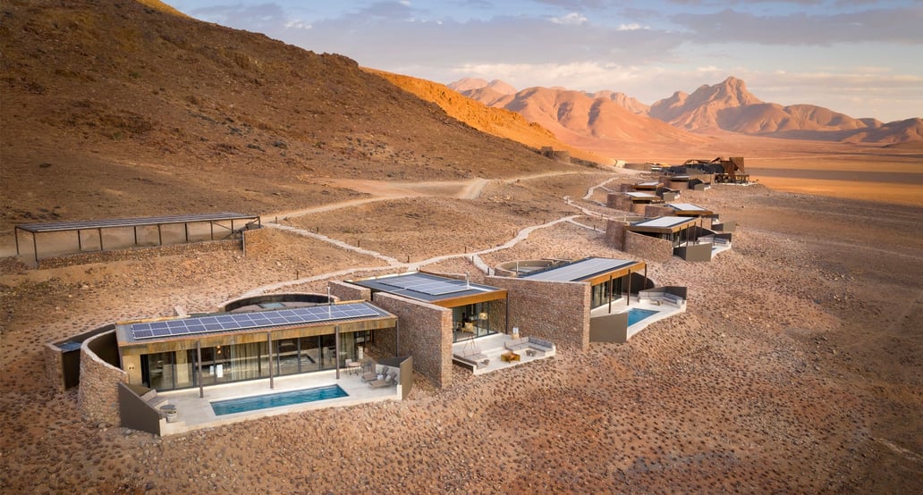 1032x554 &Beyond Sossusvlei Desert Lodge Exterior-Star-Dune-Suite_andBeyond-Sossusvlei (kopie)