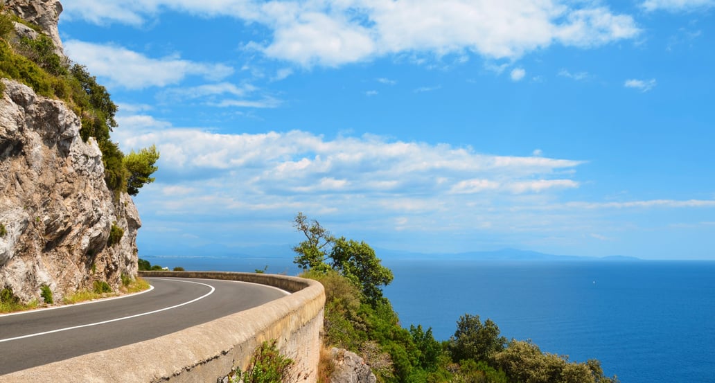 1032x554 Amalfi Coast neboli Amalfitánské pobřeží s Exclusive Tours shutterstock_495932812