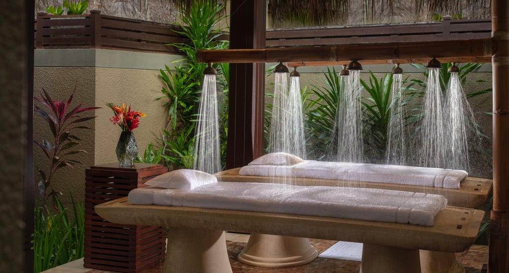 1032x554 Anantara_Maia_Seychelles_Villas_Spa_Vichy_Showers