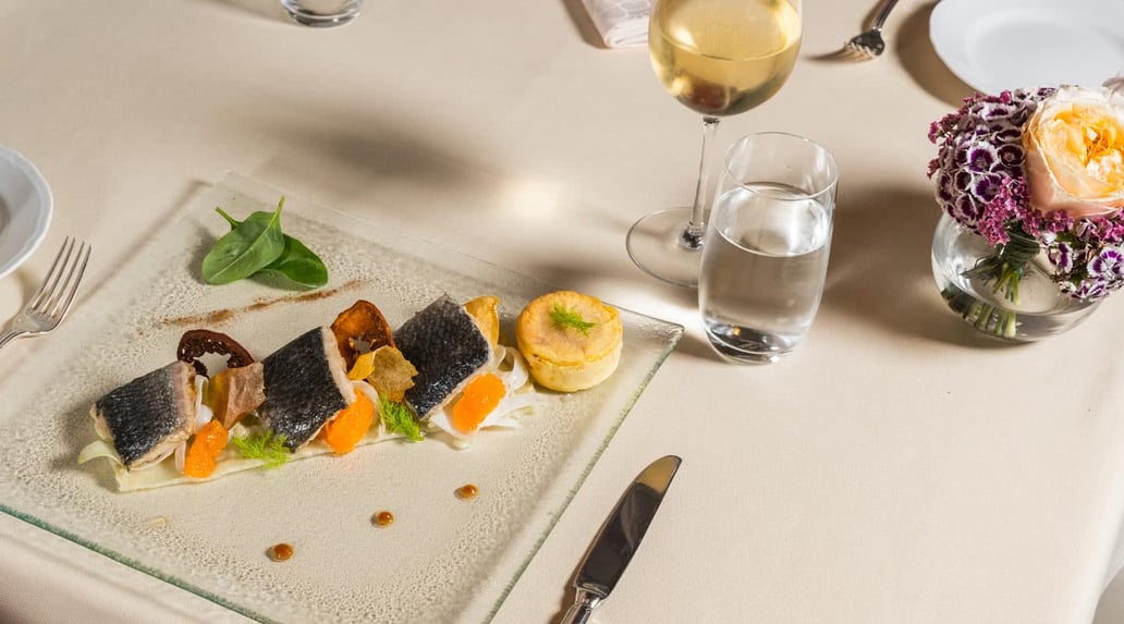 1032x554 Bernini Palace Hotel_Benini_Palace_Firenze_ristorante_chiostrina_testata_2_3