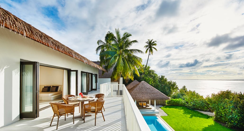 1032x554 COMO Maalifushi COMO_Residence_Balcony