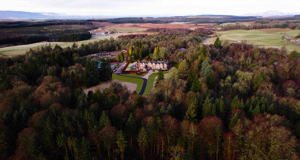 1032x554 Cromlix House cromlix-ext_2_with-lawn