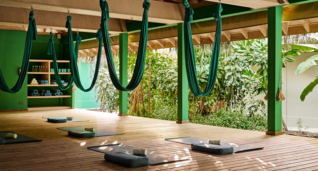 1032x554 Finolhu luxury-resort-maldives-seaside-collection-finolhu-yoga-pavillon