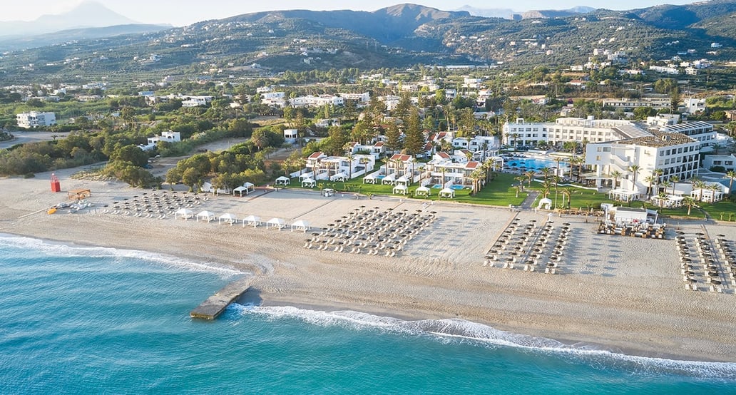 1032x554 Grecotel 09-panoramic-views-of-the-cretan-sea-in-grecotel-creta-palace-for-the-perfect-greek-summer-holidays-33856