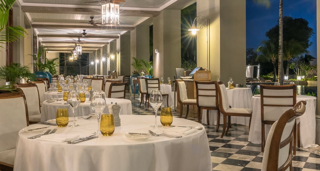 1032x554 JW Marriott Mauritius Resort jw-mrujw-terrace-dining-area-26864_Wide-Hor