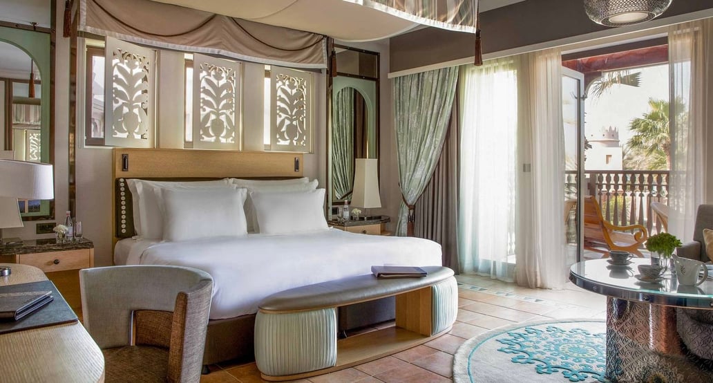 1032x554 Jumeirah Dar Al Masyaf jumeirah-dar-al-masyaf-gulf-summerhouse-arabian-deluxe-bedroom_6-4_landscape