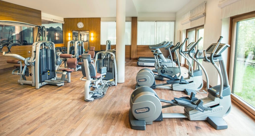 1032x554 Kempinski Hotel Berchtesgaden Fitness Center_Office_30990