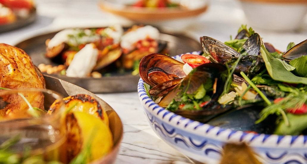 1032x554 Marbella Club EAT DRINK comida-patio-128-a1-low_square