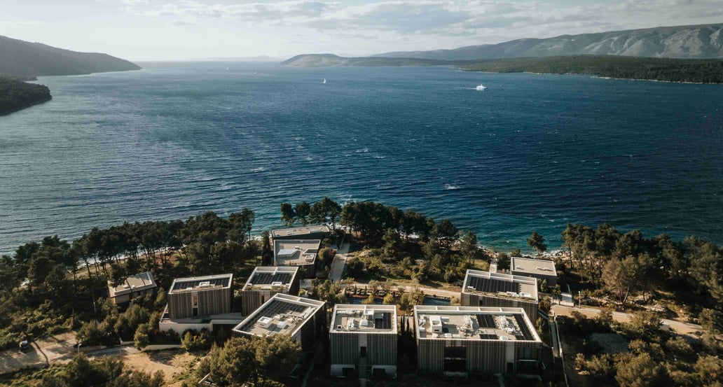 1032x554 Maslina Resort 5*, Hvar Island, Croatia 01_Maslina Resort_LIFESTYLE_Aerial view_2023