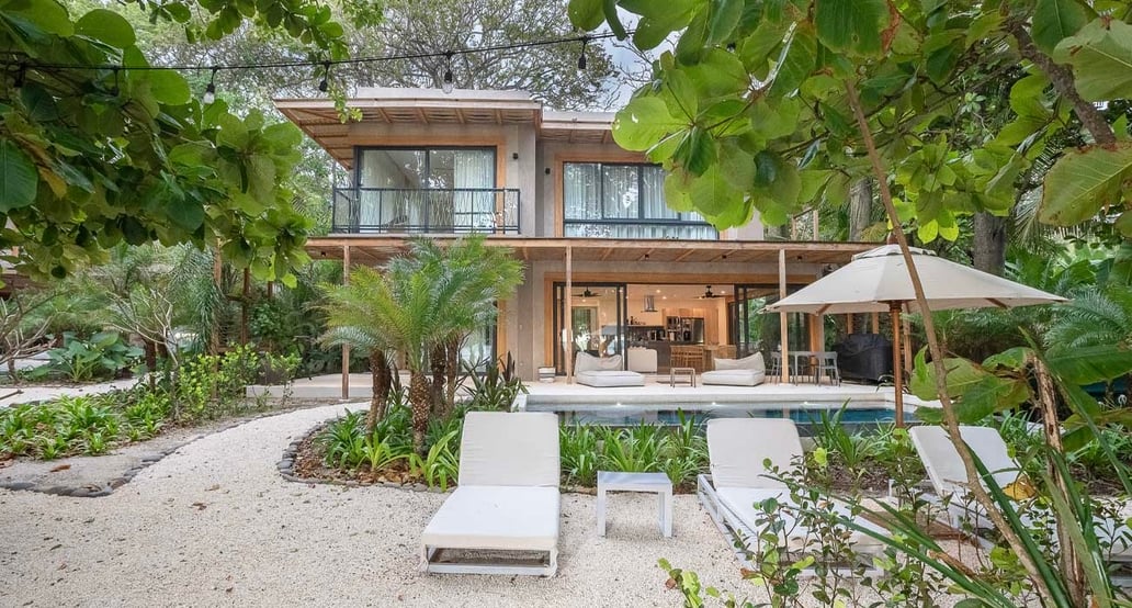 1032x554 Nantipa boutique Hotel gallery-beach-front-villa-2