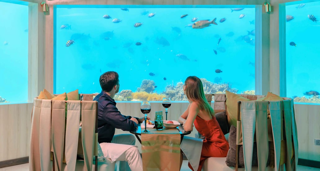 1032x554 OZEN LIFE MAADHOO - M6m Underwater Restaurant 1