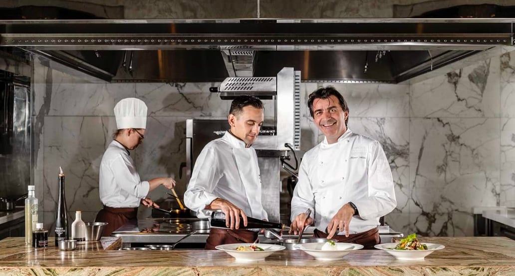 1032x554 One&Only The Palm OO_ThePalm_FB_Chef_Yannick_ZestLiveKitchen_0397_LS_MASTER_Small