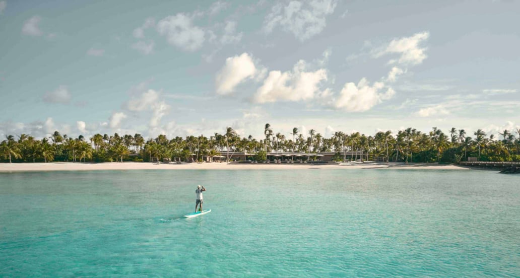 1032x554 PATINA_MALDIVES_LIFESTYLE_WATER-SPORTS_PADDLING-1