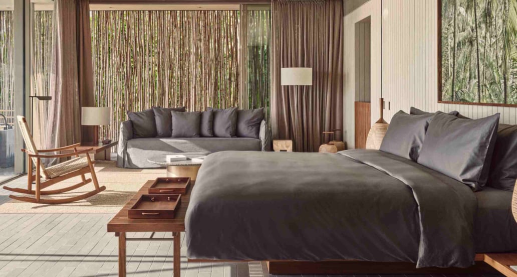 1032x554 PATINA_MALDIVES_VILLA_ONE-B_BEACH-POOL_INTERIOR-1