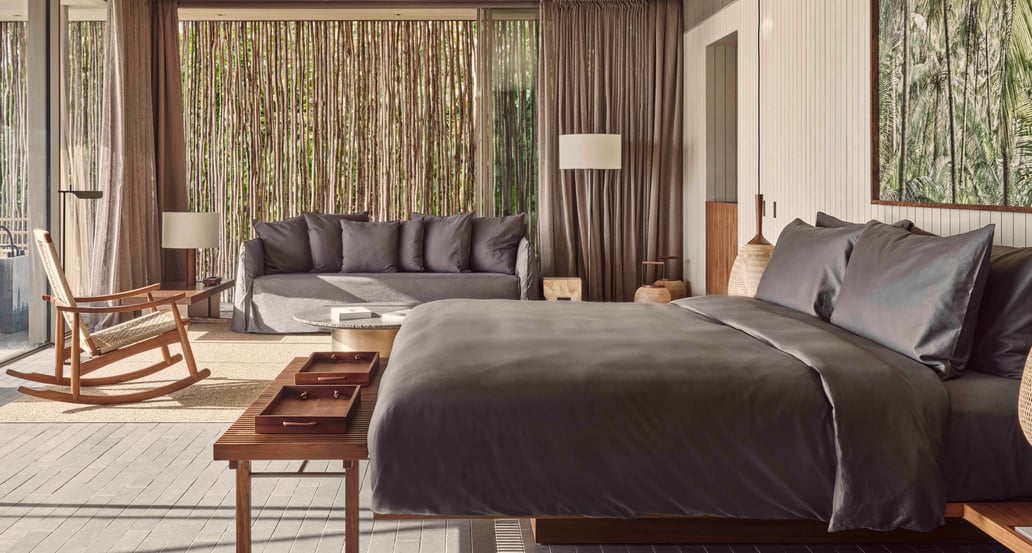 1032x554 PATINA_MALDIVES_VILLA_ONE-B_BEACH-POOL_INTERIOR