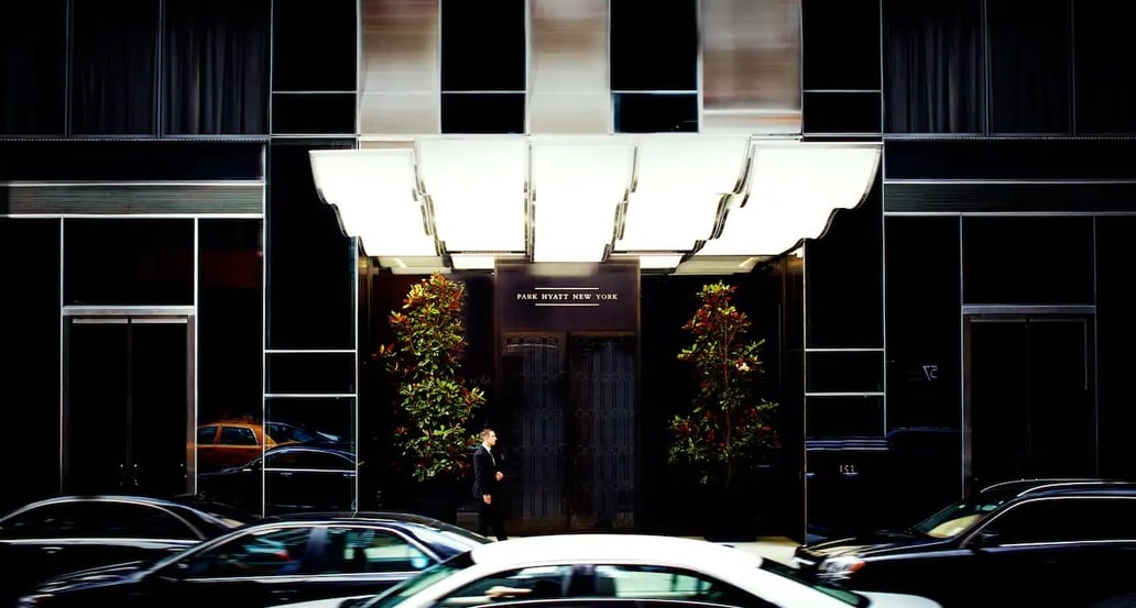 1032x554 Park Hyatt NY Park-Hyatt-New-York-P090-Entrance.16x9