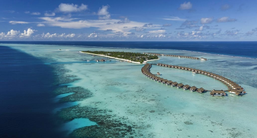 1032x554 Pullman Maldives Maamutaa 4_Ocean-Villa-Reef-1