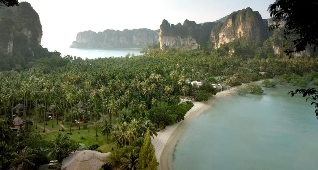 1032x554 Rayavadee Krabi pic2