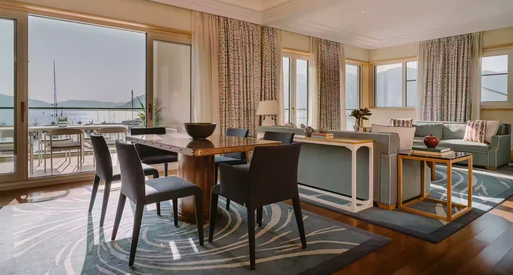 1032x554 Regent Porto Montenegro 5_21_Two_Bedroom_Penthouse_Suite_Pool_Club