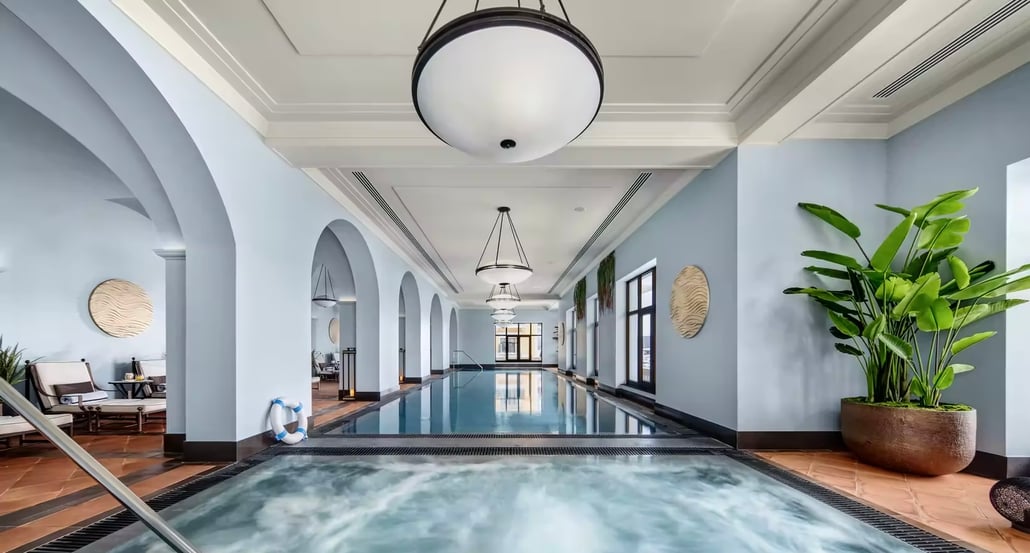 1032x554 Regent Porto Montenegro regent-tivpm-porto-montenegro-gallery-jacuzzi-1643x1095
