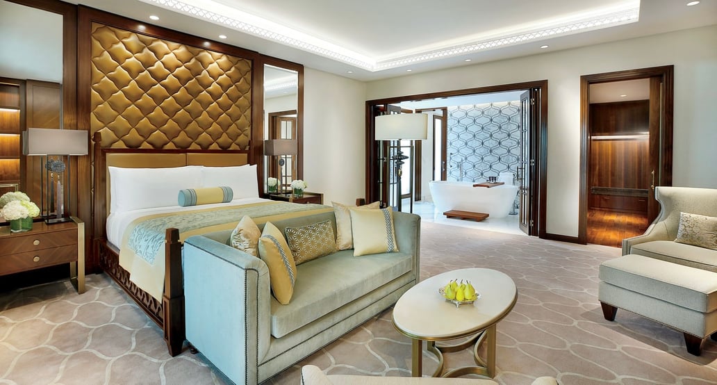 1032x554 Ritz Carlton Dubai RCDUBAI_00195_conversion