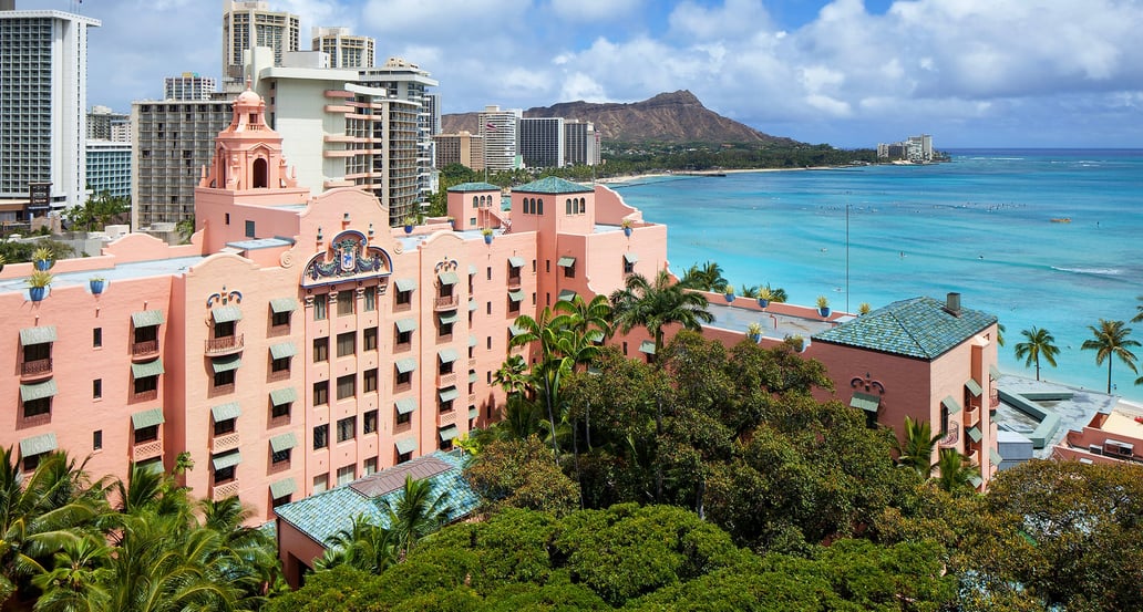 1032x554 The Royal Hawaiian hnllc-building-1813-hor-clsc