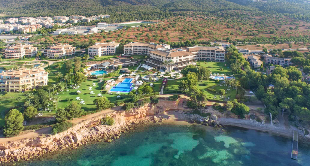 1032x554 The St. Regis Mardavall Mallorca Resort pmixr-exterior-4474-hor-clsc
