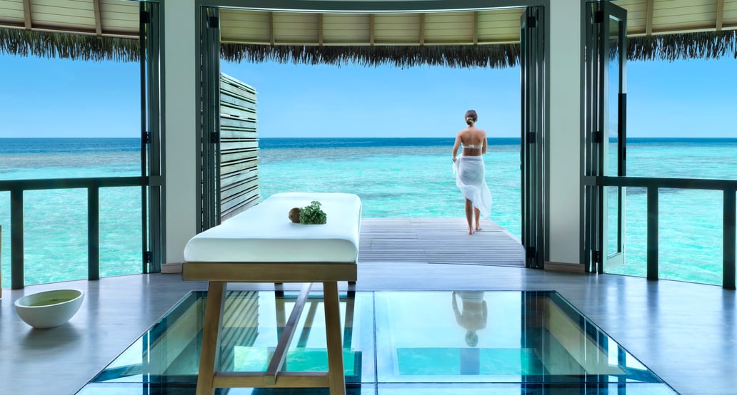 1032x554 Vakkaru Maldives Resort Spa Treatment Room LS