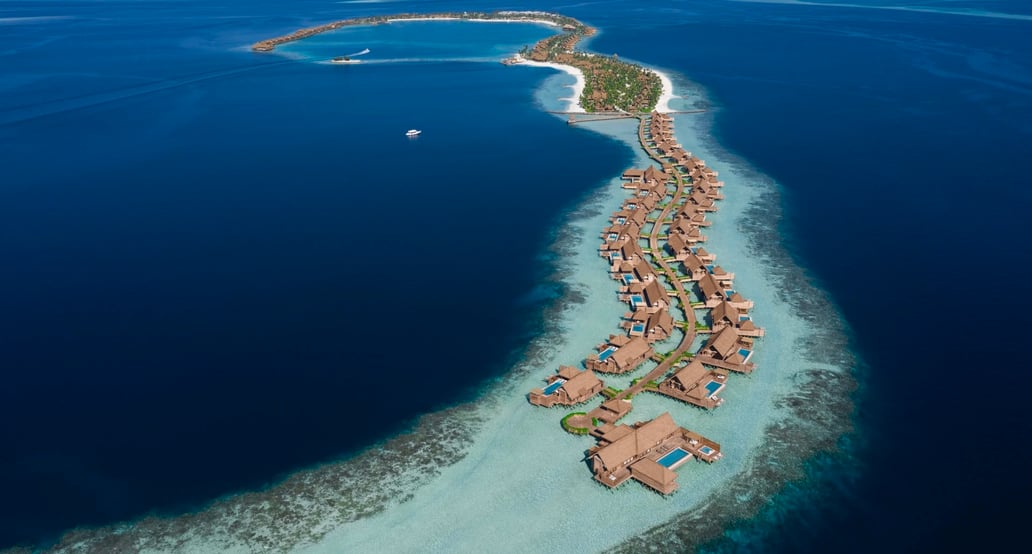 1032x554 Waldorf Astoria Maldives Ithaafushi  MLEONWA_Aerial-Overview-1