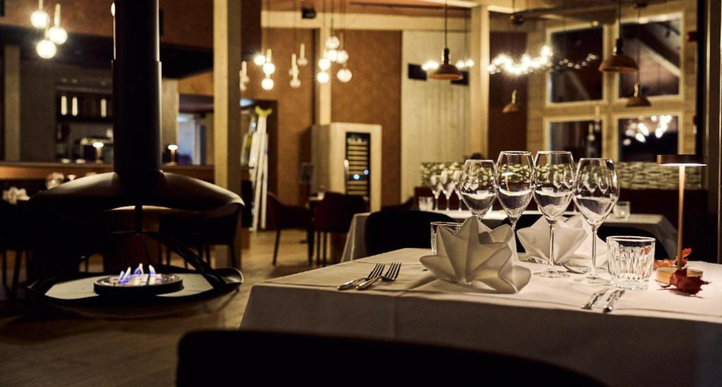 1032x554_Restaurace_Balder Luxury Lodge Finland