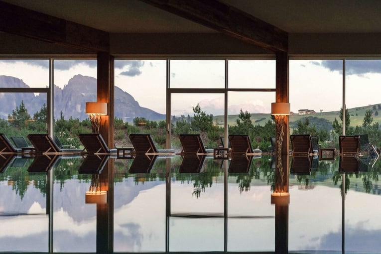 bazén, výhled, hory