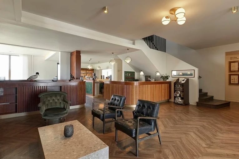 lobby