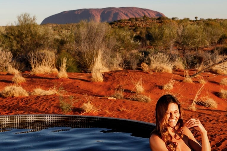 bazén, žena, Uluru, poušť