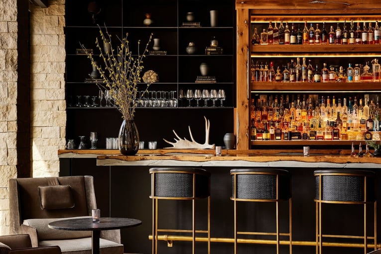 bar