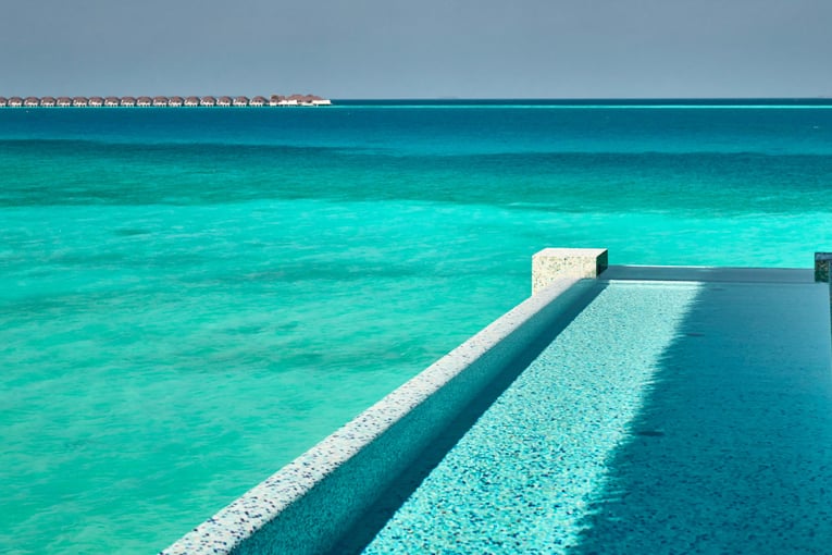 .Here_Sky-Pool_Lagoon_View