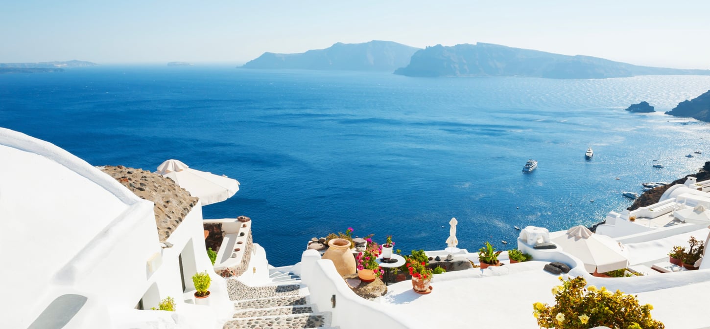 1450x675 jpeg-optimizer_Santorini shutterstock_714536542