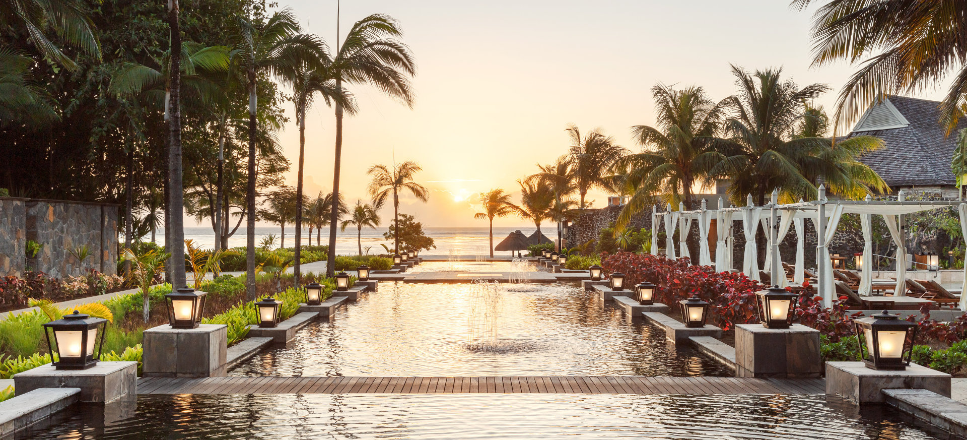 1920x873 The St. Regis Le Morne, Mauricius – Le Morne ACTUAL