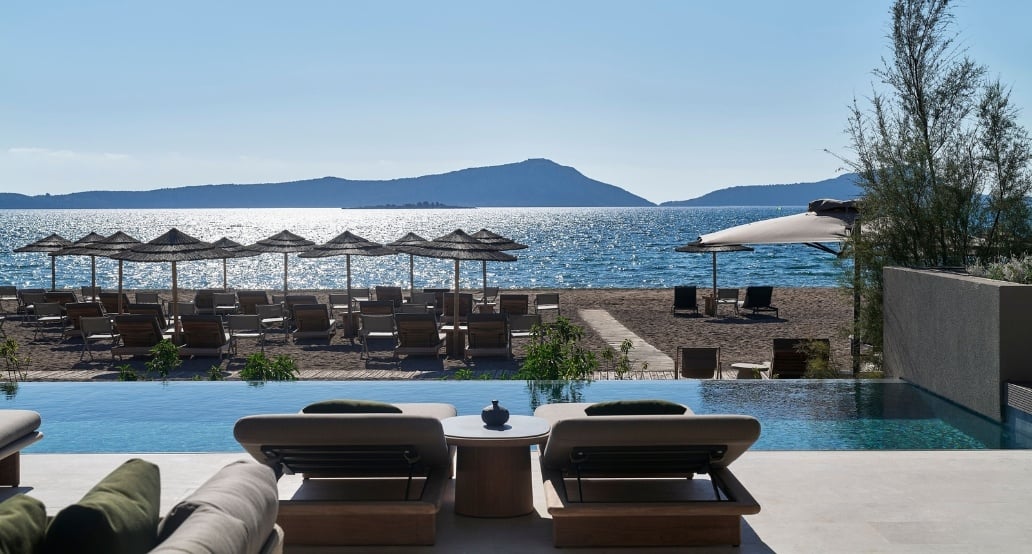 4 W Costa Navarino, Řecko – Costa Navarino | Exclusive Tours