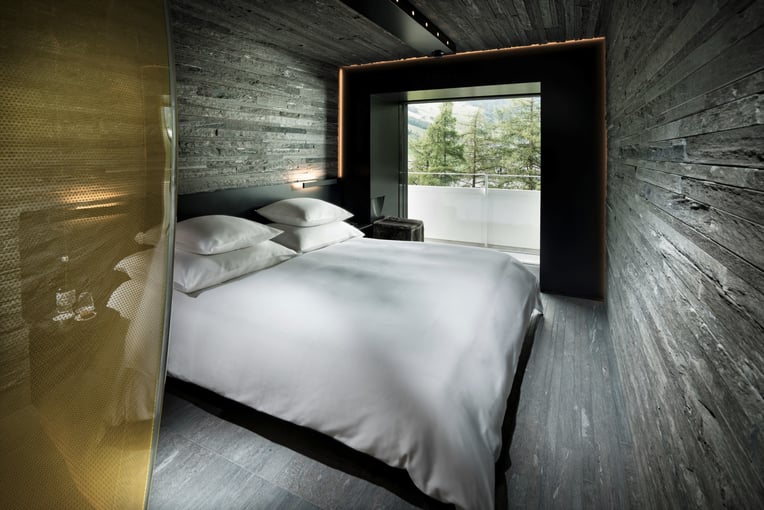7132 Hotel 5s new_globalimagecreation_manyne_stone_summer