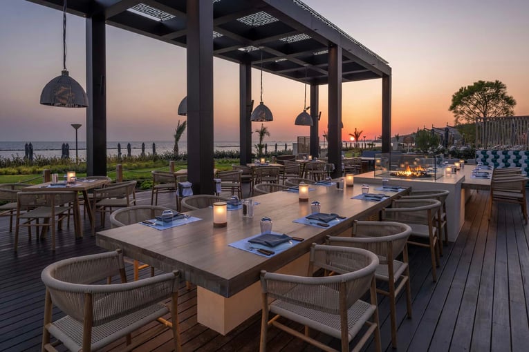 AMARA Armyra-Restaurant-at-Sunset-Angle-2-1920x1201-s