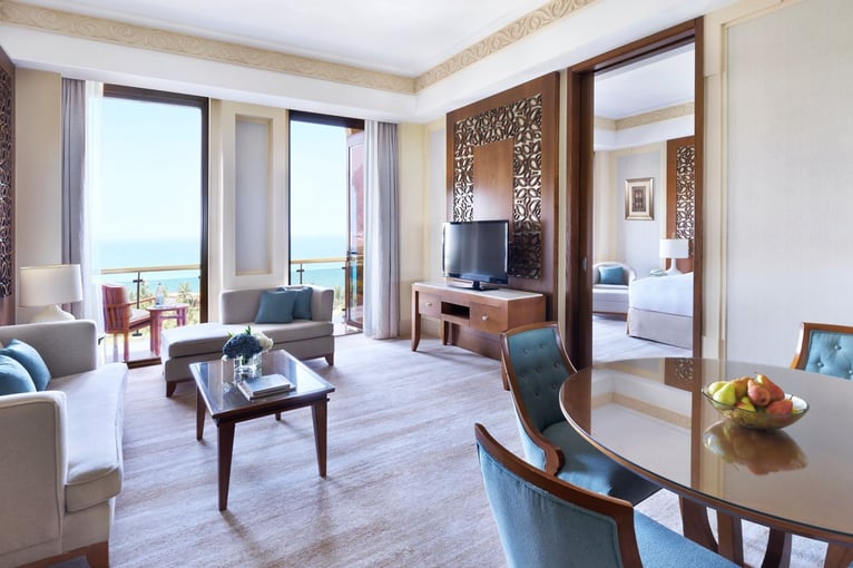 Al Bustan Palace, The Ritz Carlton 50565139-Executive Suite Sea View - living room