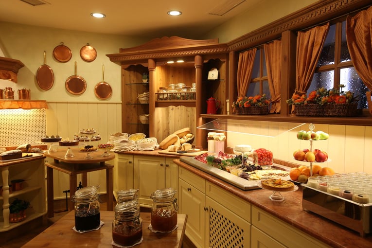 Alpen Suite Hotel ash-breakfast-buffet,673