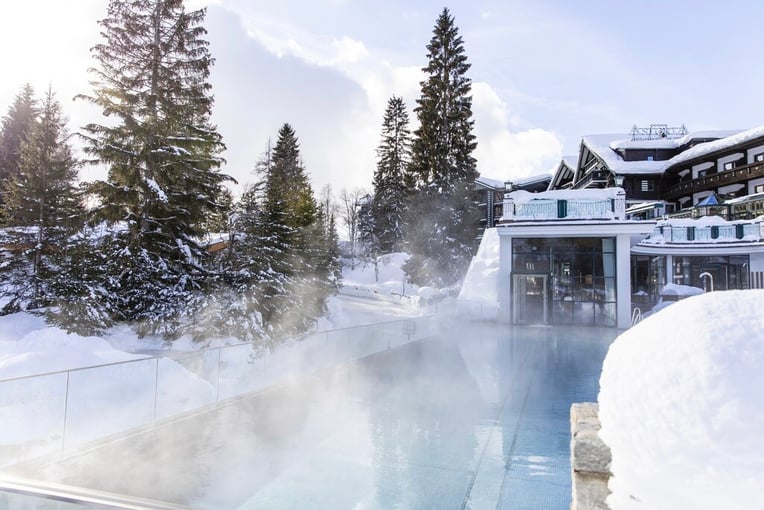Alpin Resort Sacher | Exclusive Tours infinity-pool_winter_19_Astoria_Resort_Seefeld_5